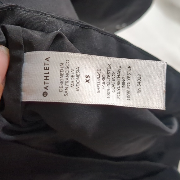 Athleta Sutro Rain Jacket Black Women's Size XS Oversized Like New - Picture 6 of 15
